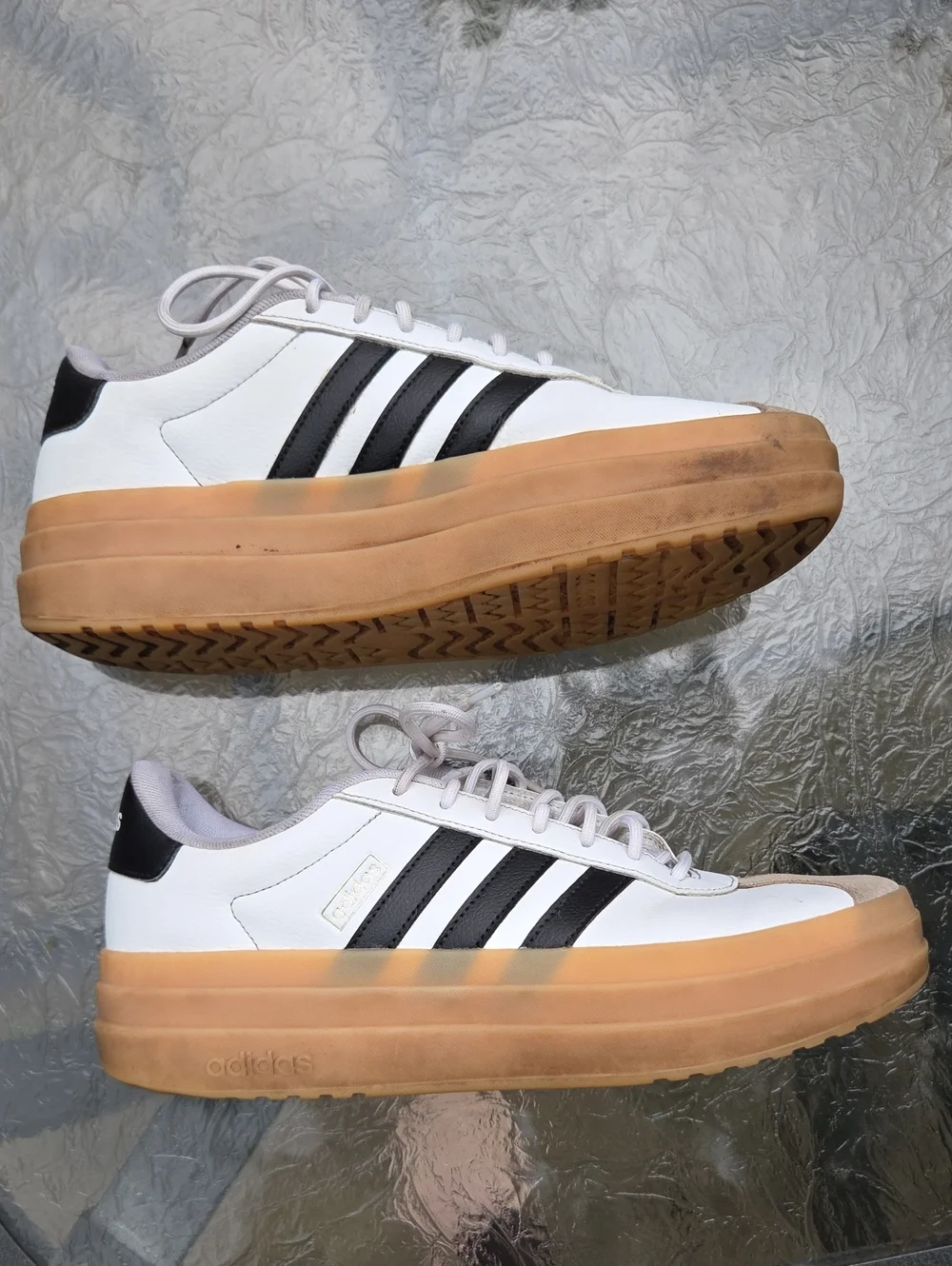 Adidas White Black 3-Stripes Gum Sole Platform Sneakers Unisex Sporty Sz.10 Read